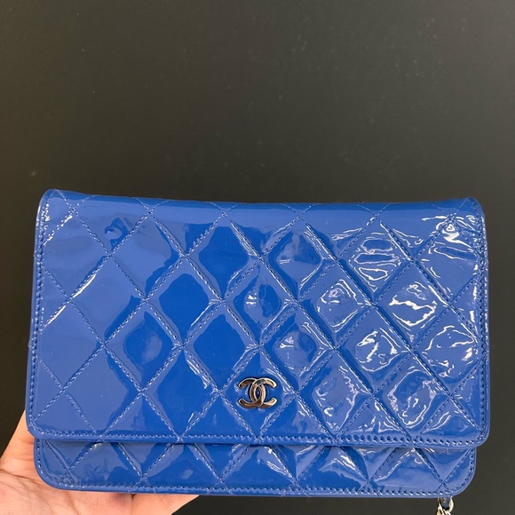 Chanel Blue Quilted Women's Bag - Picture 1 of 11